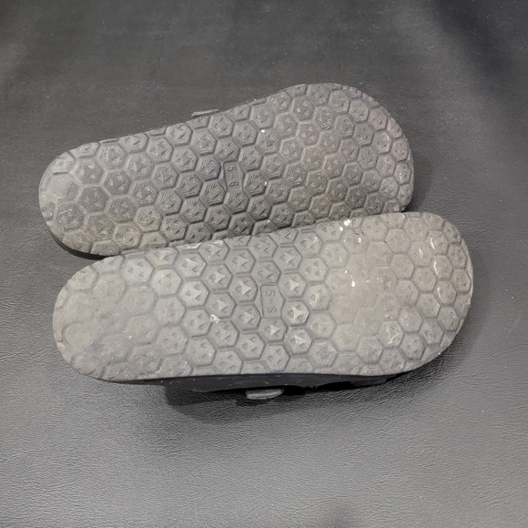 Sandals - Picture 3 of 7